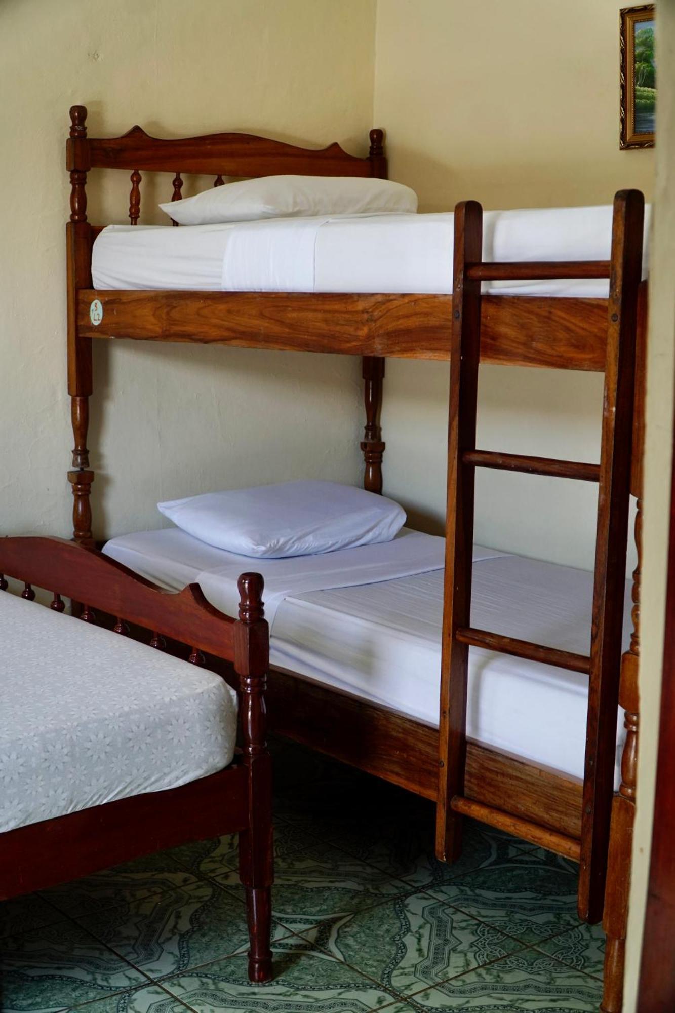 Hostal Los Chamos San Juan del Sur Ngoại thất bức ảnh