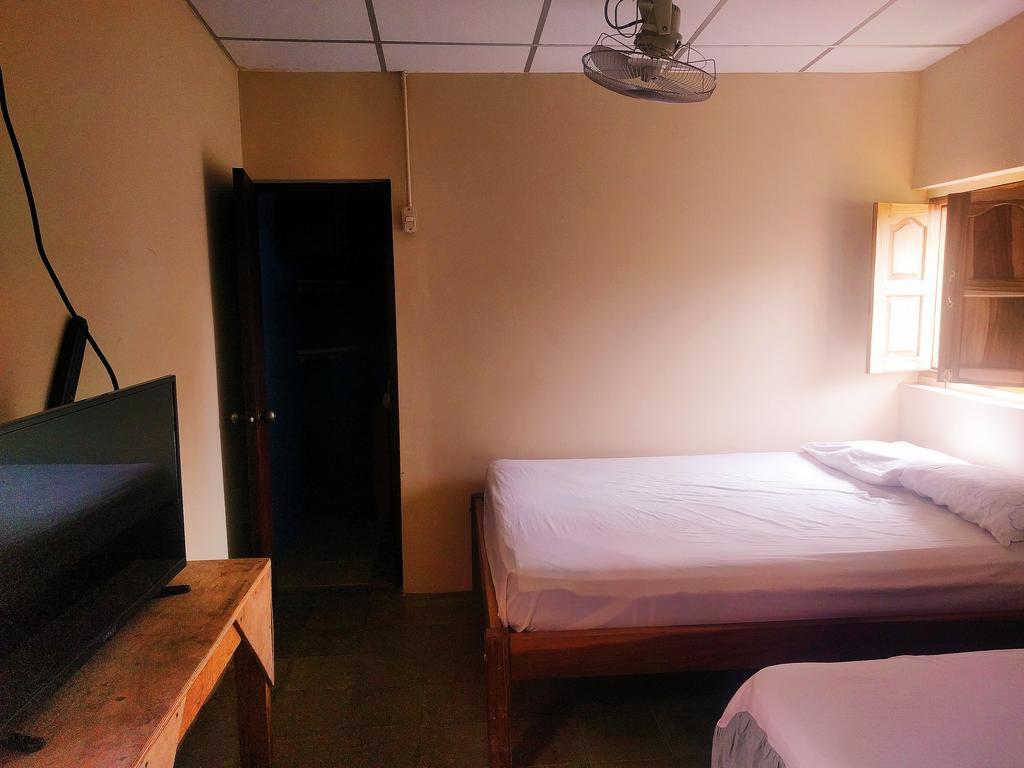 Hostal Los Chamos San Juan del Sur Ngoại thất bức ảnh